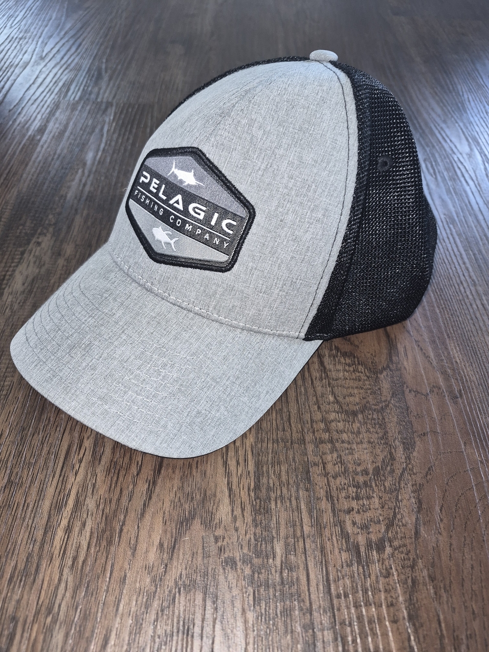 Pelagic Men’s Performance Fishing Hat Heather Grey/Black OS